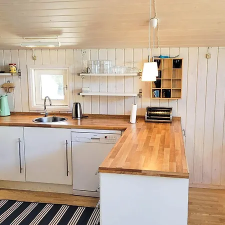 Holiday home Simplistic In Jutland With Swimming Pool Lokken