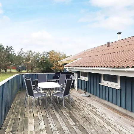 Holiday home Simplistic In Jutland With Swimming Pool